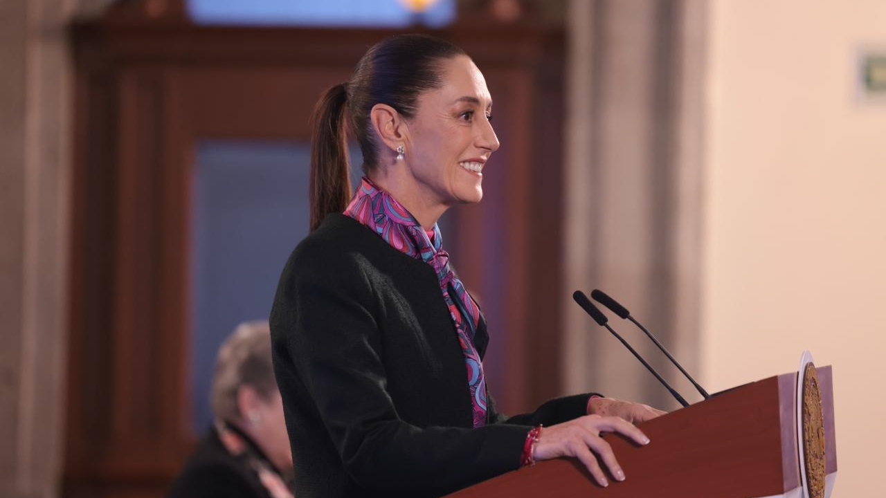 Sheinbaum llama a gobierno de España a disculparse con pueblos originarios de México