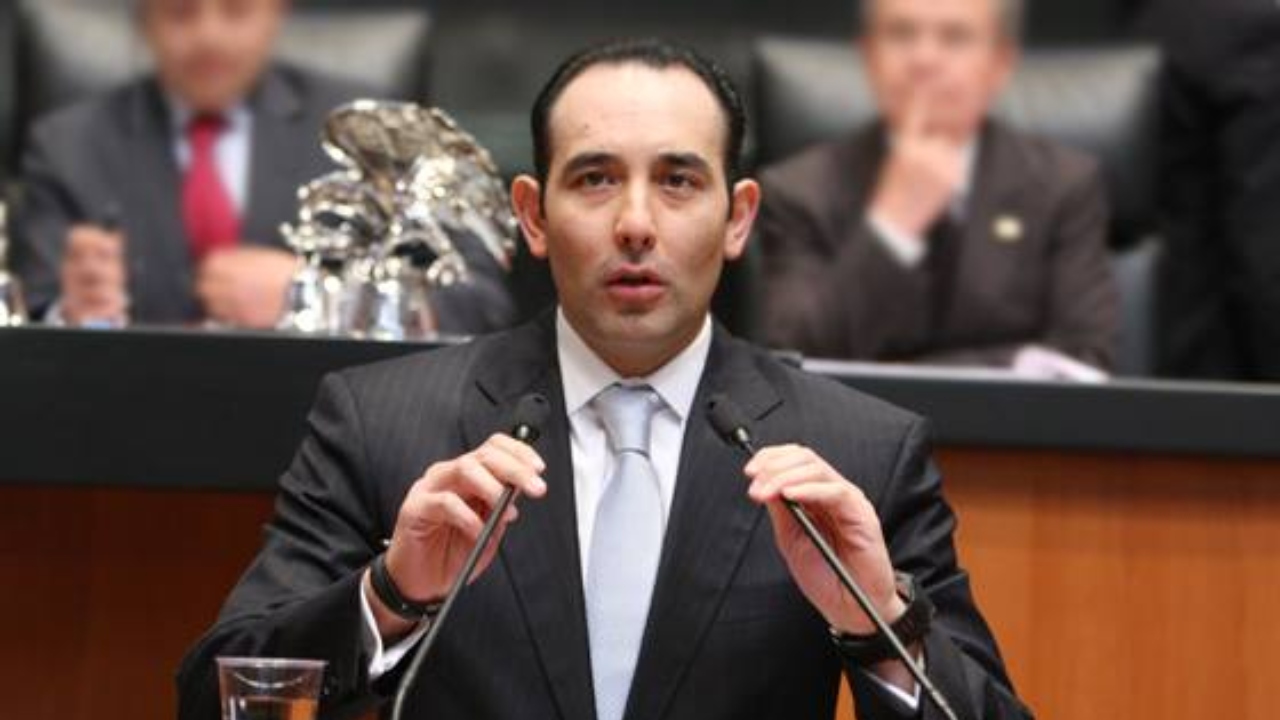 Roberto Gil Zuarth se postulará como candidato a ministro de la SCJN