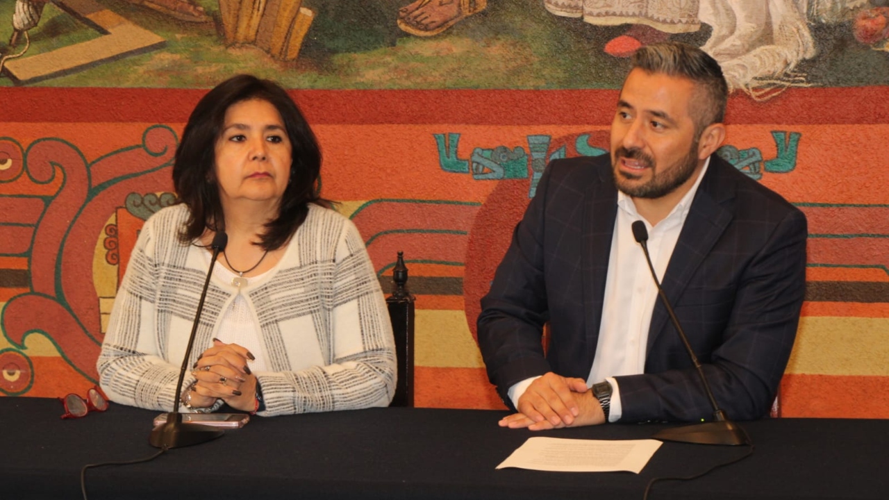 Defiende Adán Domínguez finanzas de la Comuna