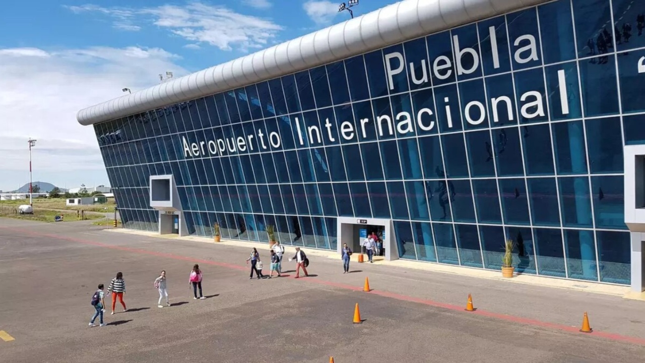 Anuncian cierres al Aeropuerto de Puebla