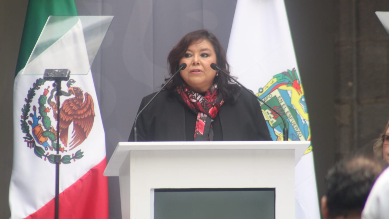 Entre protestas, rinde informe titular de TSJ