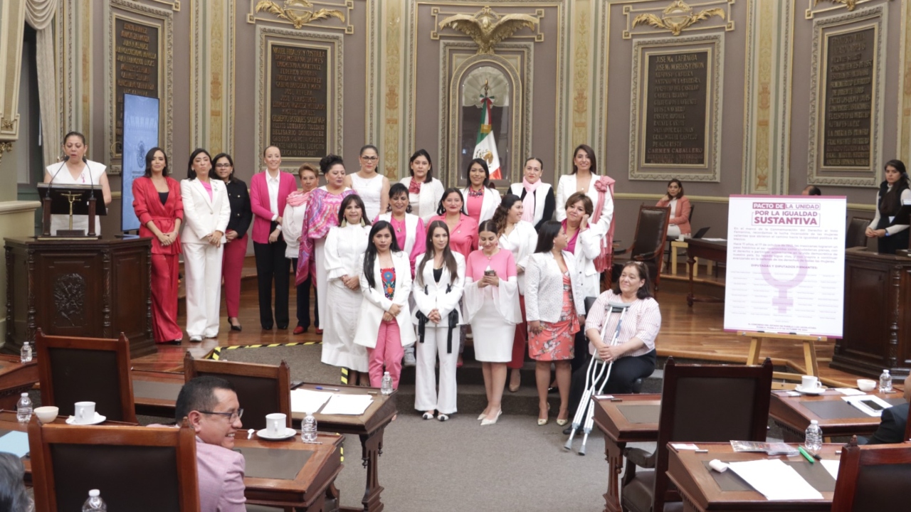 Firma Congreso Pacto por Igualdad Sustantiva