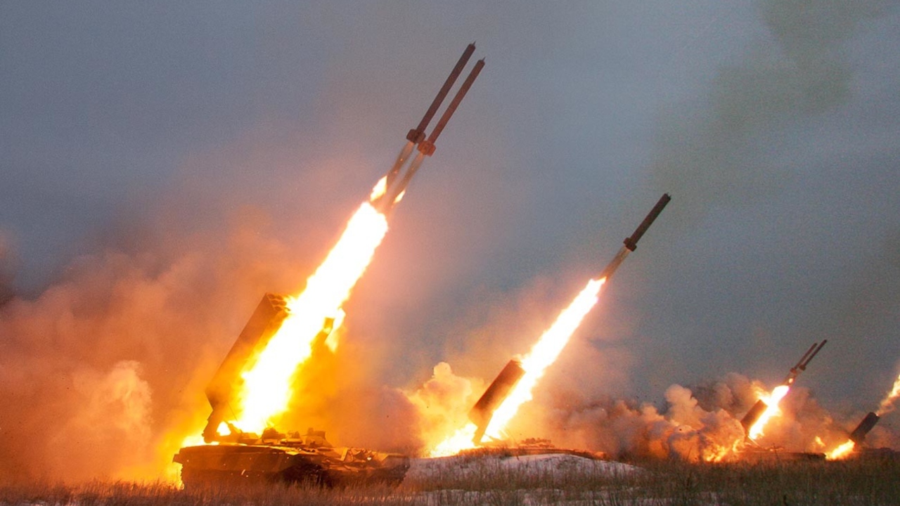 Ucrania bombardea por primera vez Rusia con misiles ATACAMS
