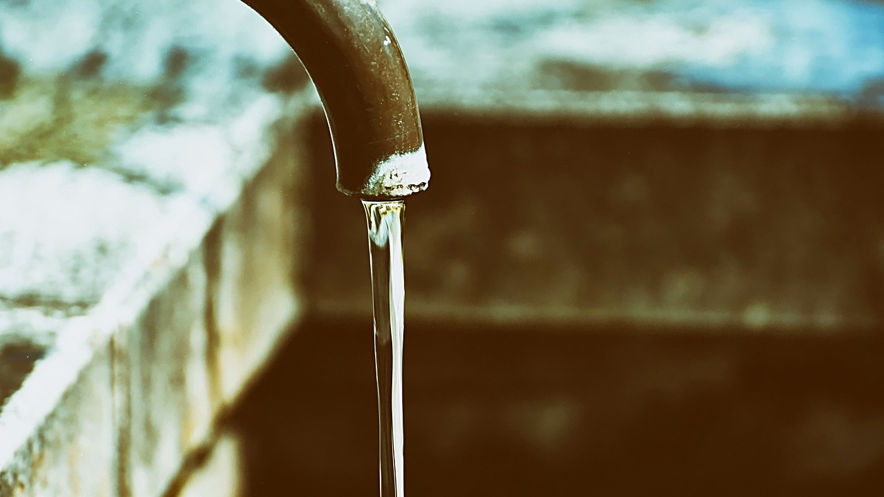 Tandeo de agua impacta a los capitalinos