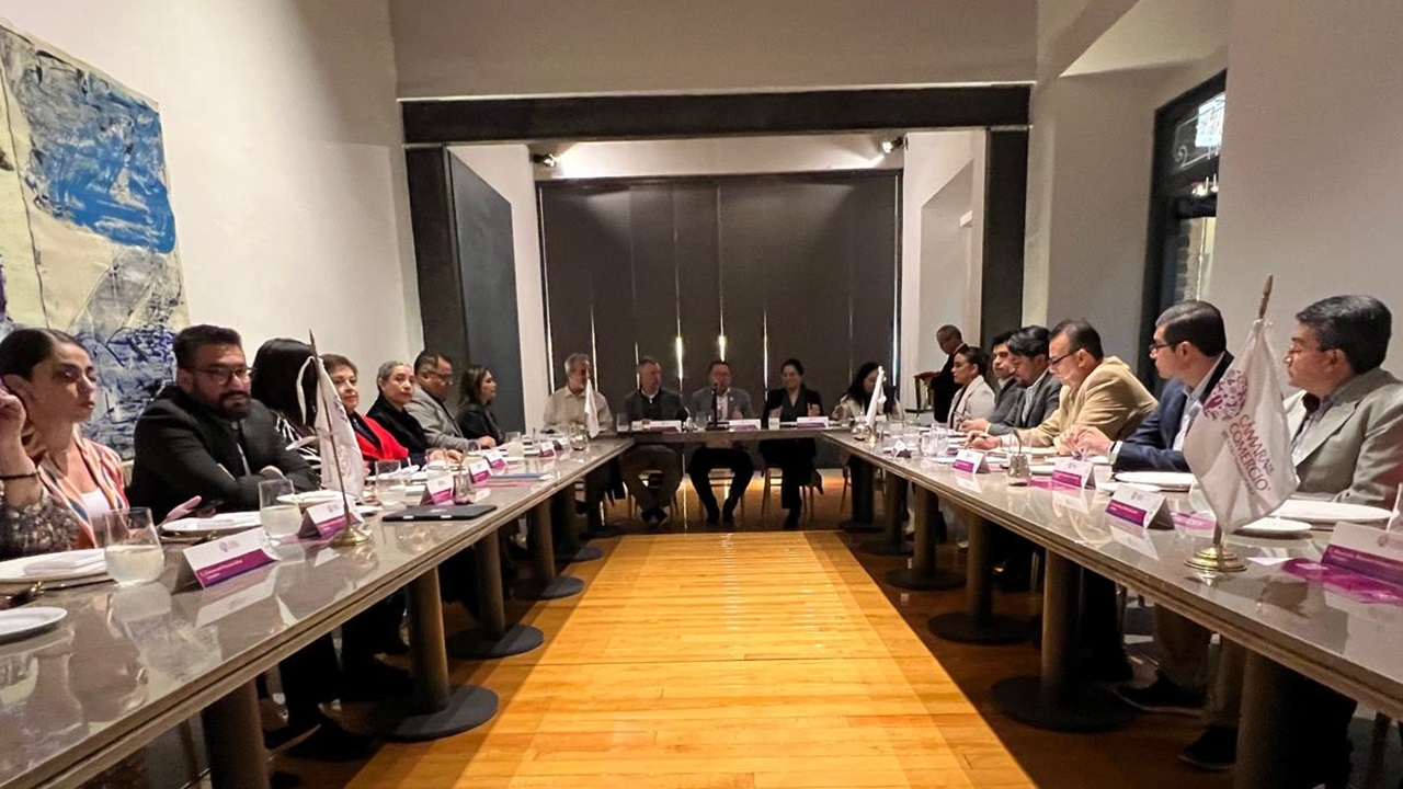 Establecen agenda Secretaría de Gestión y Desarrollo Urbano y CANACO