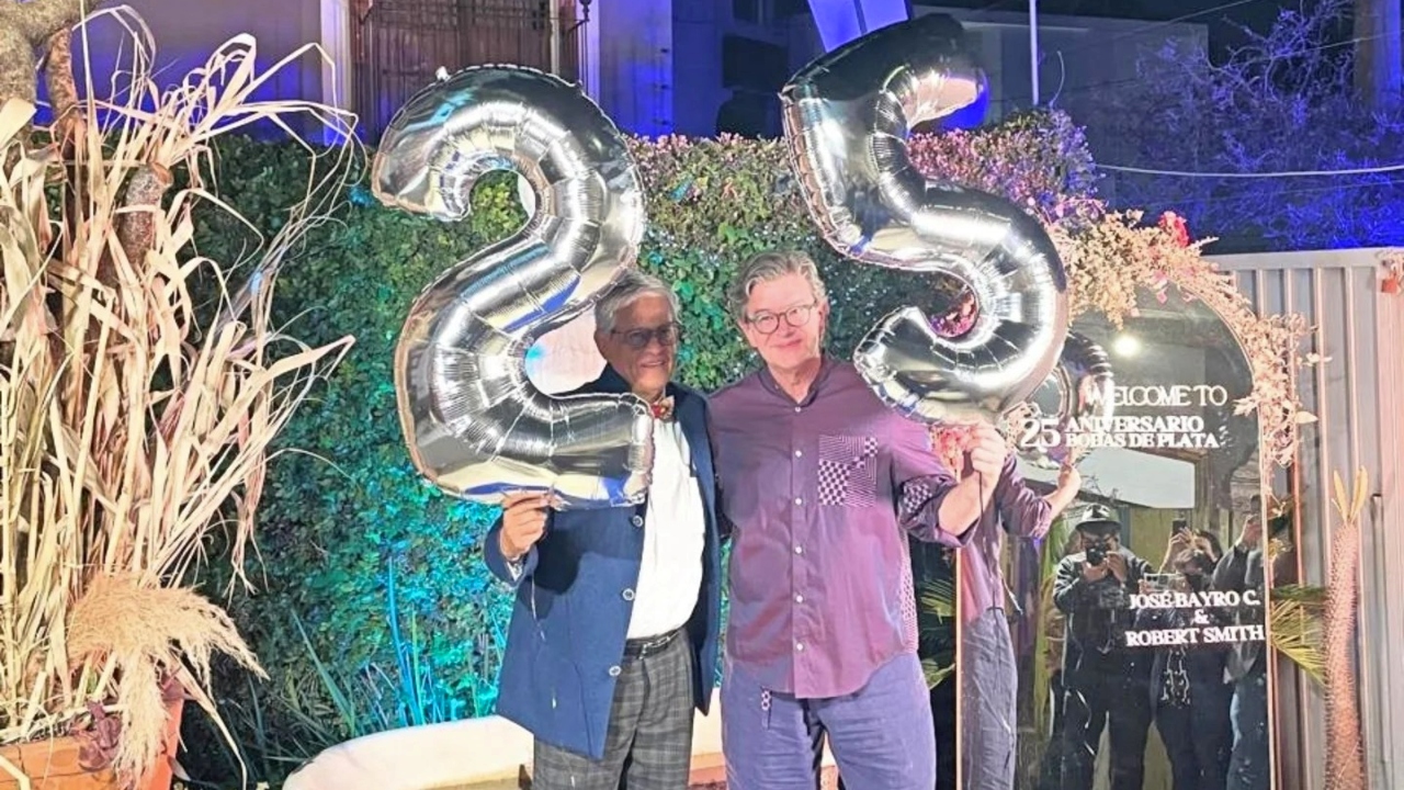 Celebran Bayro y Smith “Bodas de Plata” de su estudio