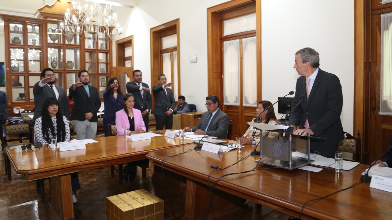 Instala alcalde la Junta de Gobierno del IMACP