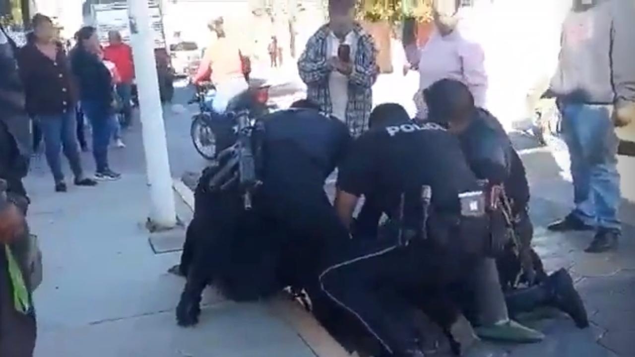 Policías de Coxcatlán agreden a ciudadano tras un reclamo
