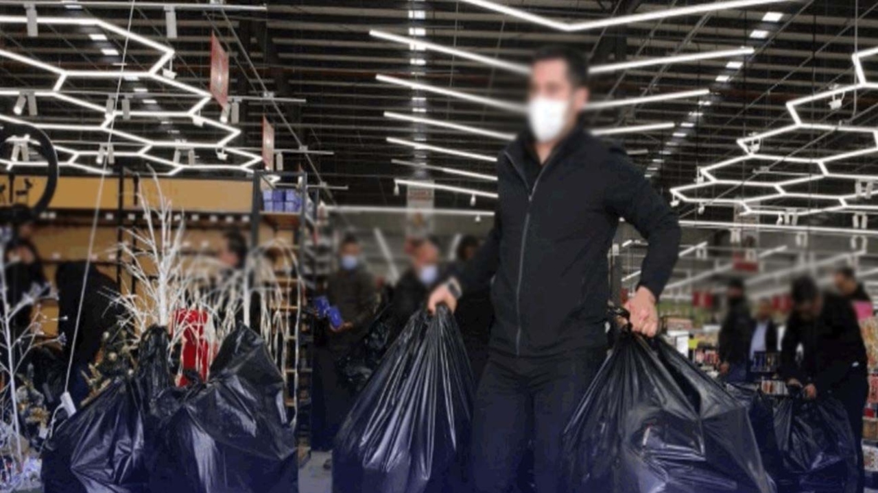 Incautan 320 mdp en artículos de contrabando en Baja California
