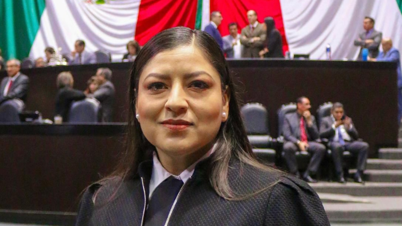 Claudia Rivera resalta confianza en el PEF 2025