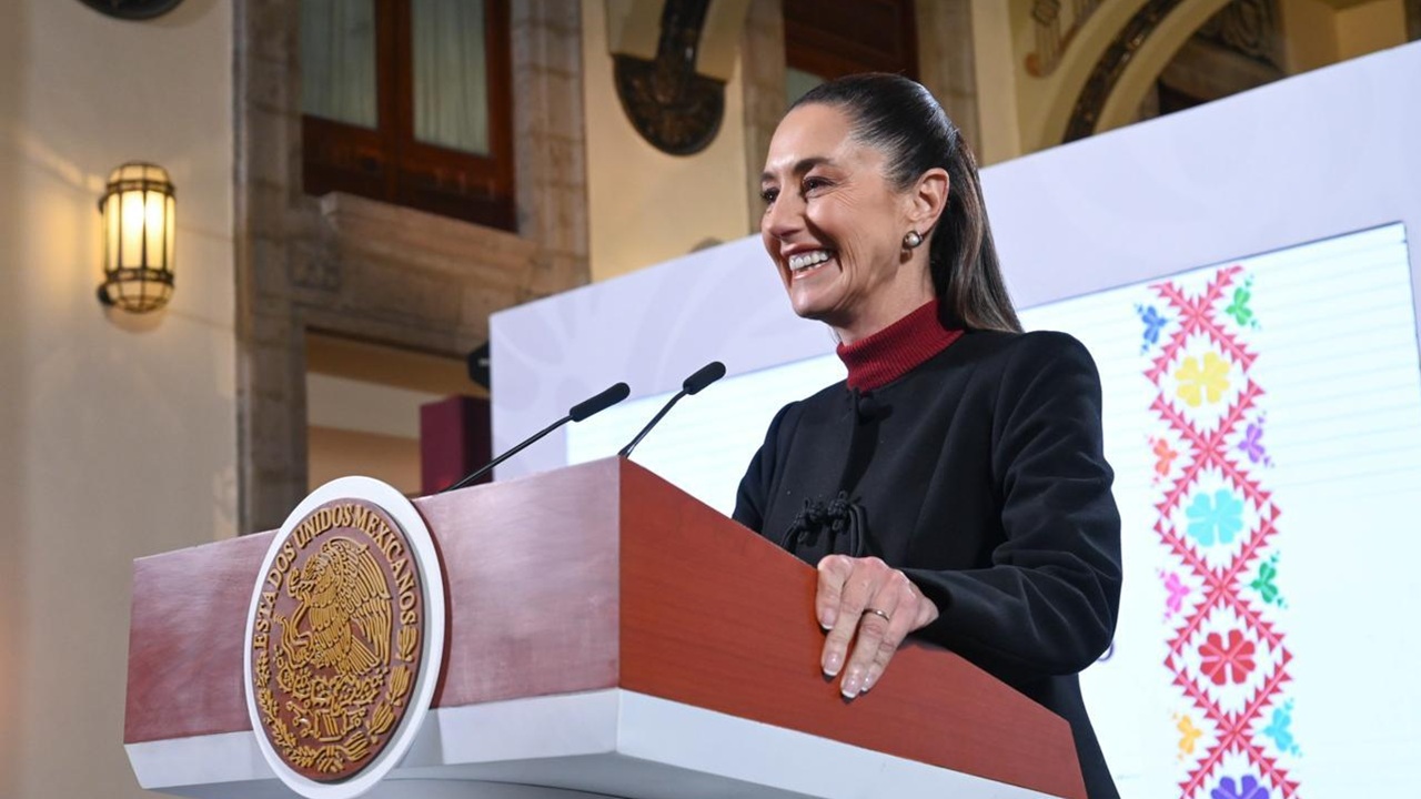 Claudia Sheinbaum instruye a la Secretaría de Energía a reunirse con gasolineros