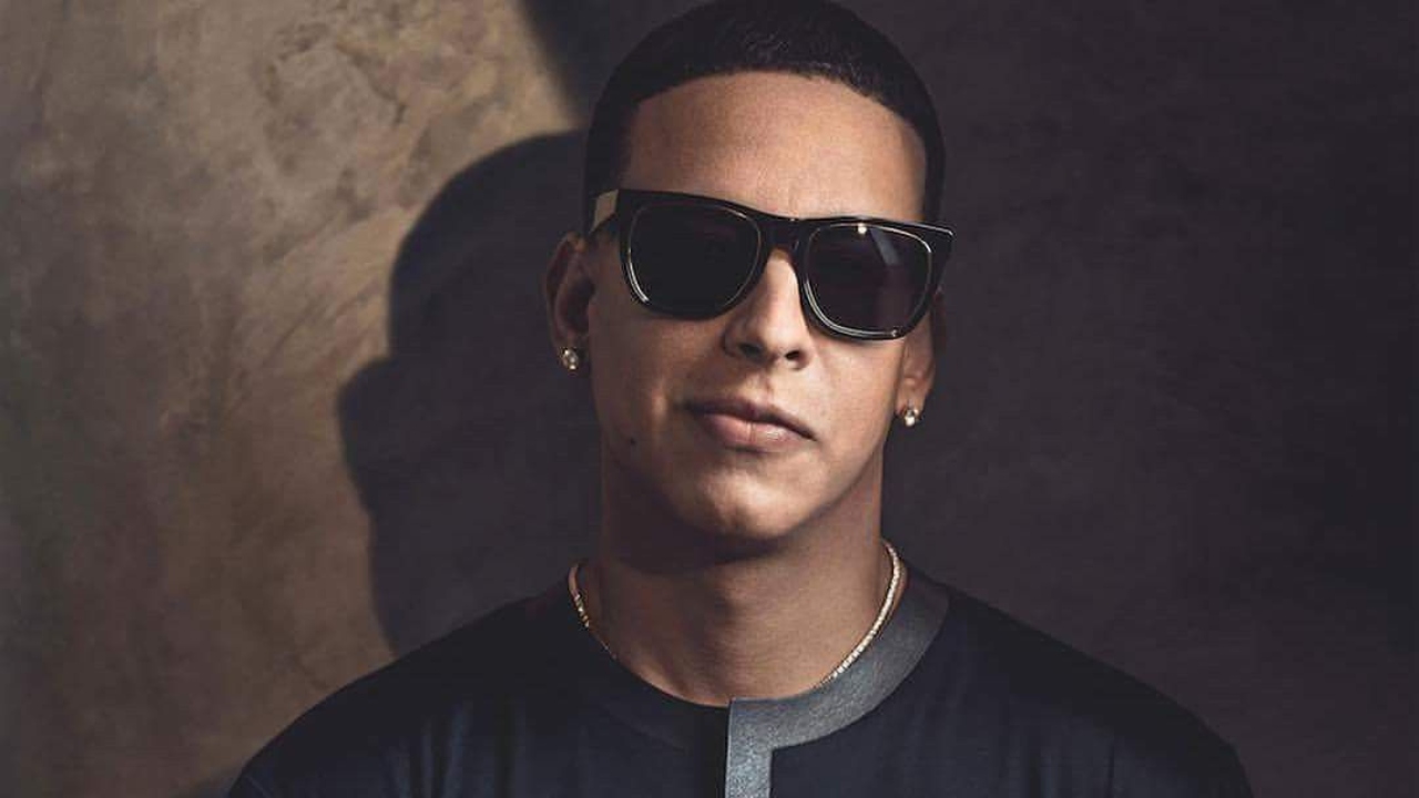 Daddy Yankee demanda a su esposa Mireddys González