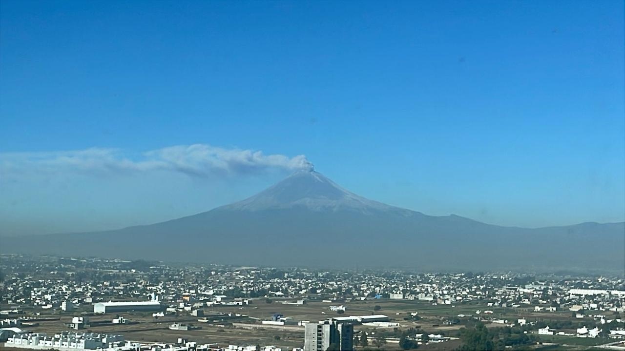 Puebla fortalece planes de emergencia por riesgo del Popocatépetl