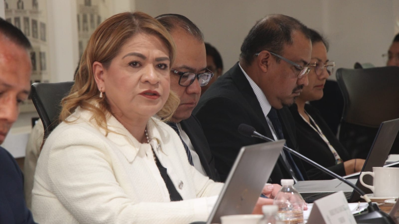 Denuncian a Teresa Castro por inversión en Accendo Banco