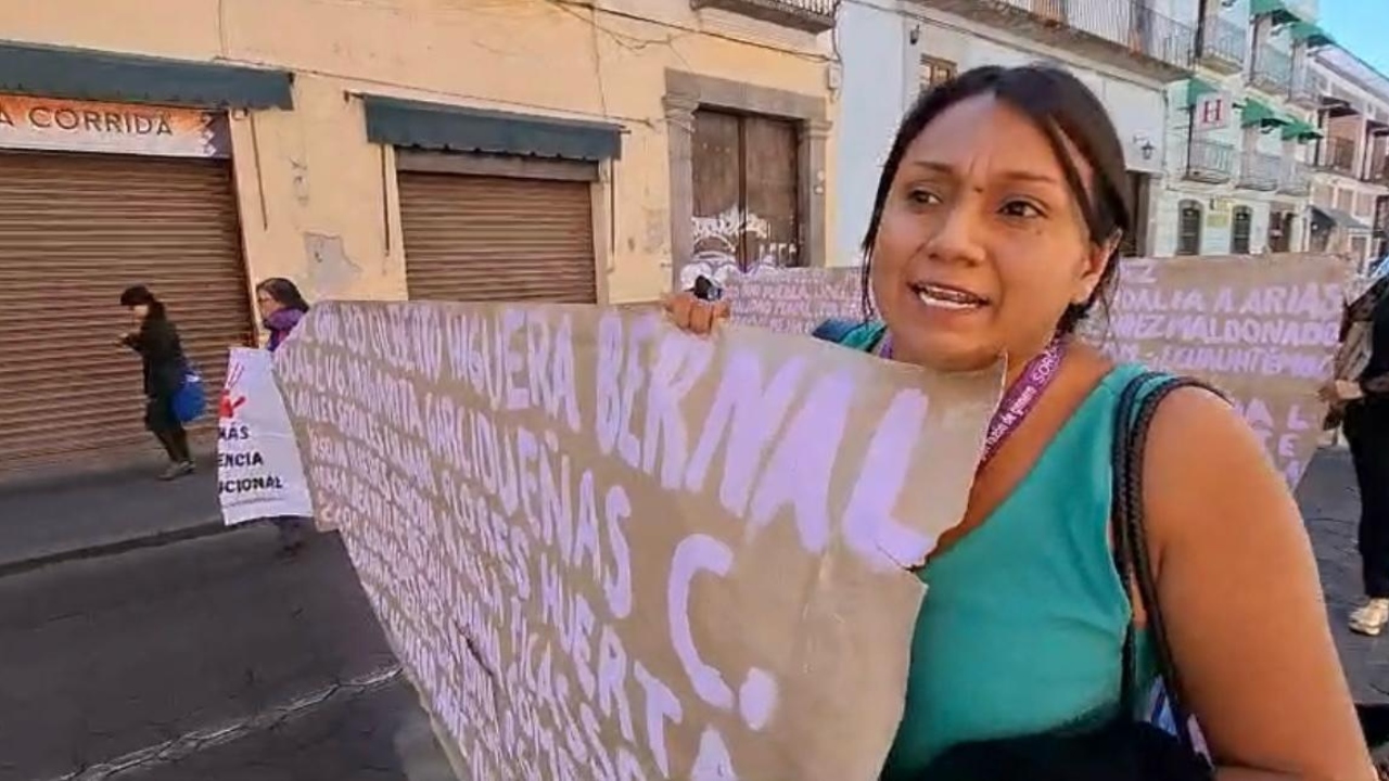 Colectivo de mujeres protesta y acusa revictimización
