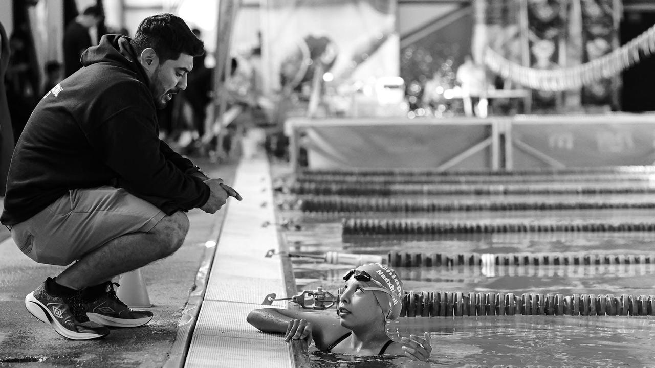 Solicitan a Rommel Pacheco defender la natación mexicana
