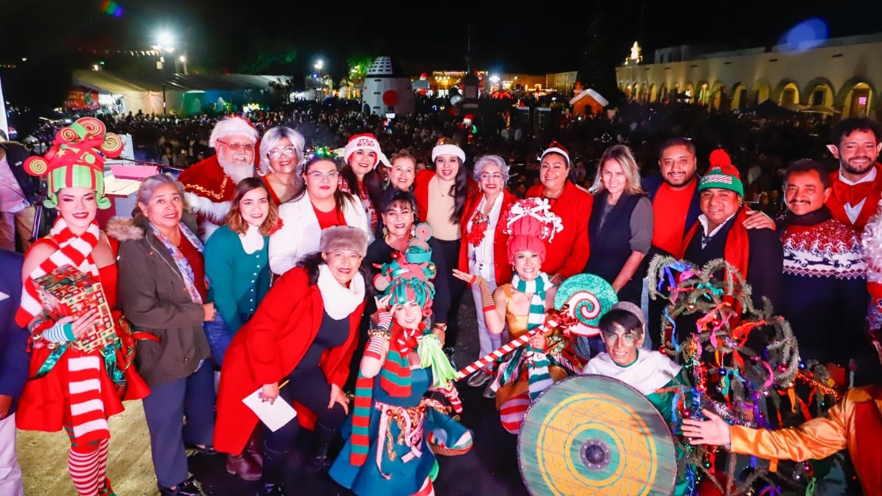 Tonantzin Fernández inaugura las festividades navideñas en Cholula