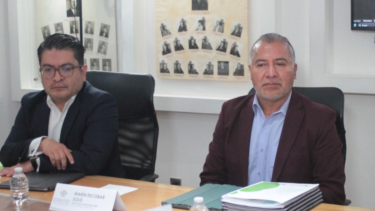 Sale Héctor Durán Díaz de la Agua de Puebla