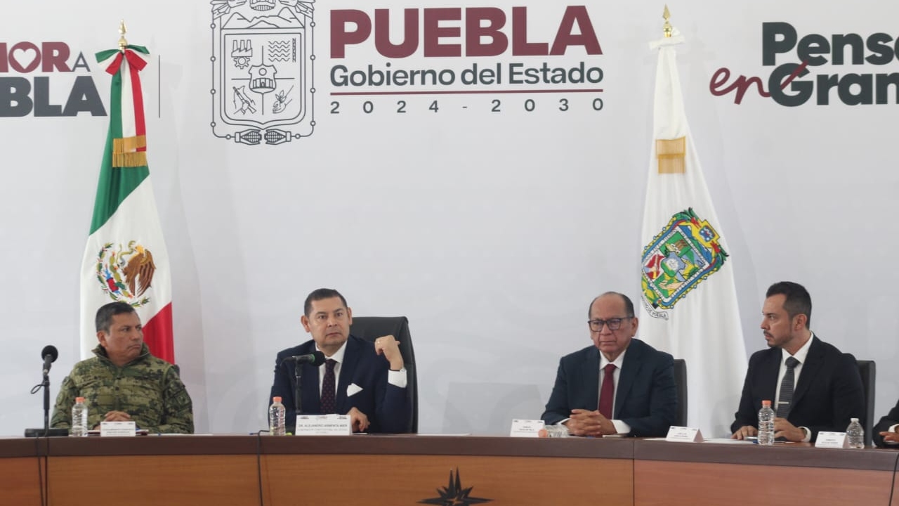 Prioritaria la seguridad de las familias poblanas: Armenta