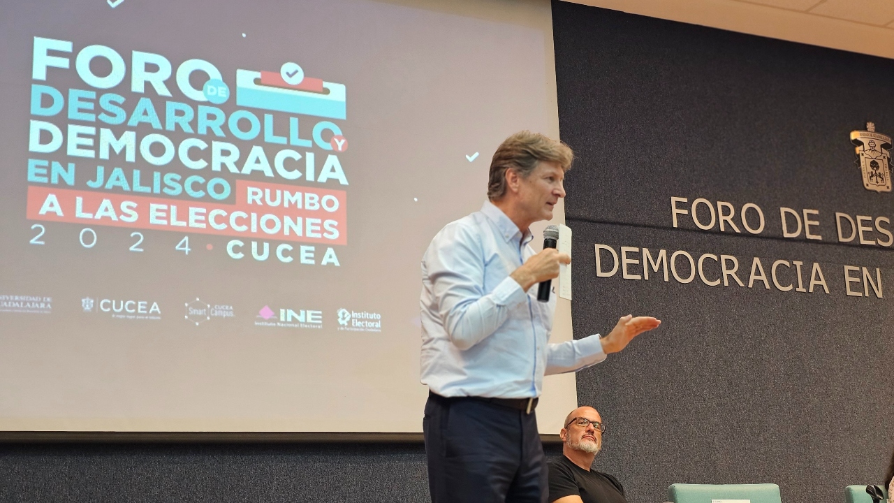 Renuncia De la Madrid al Revolucionario Institucional