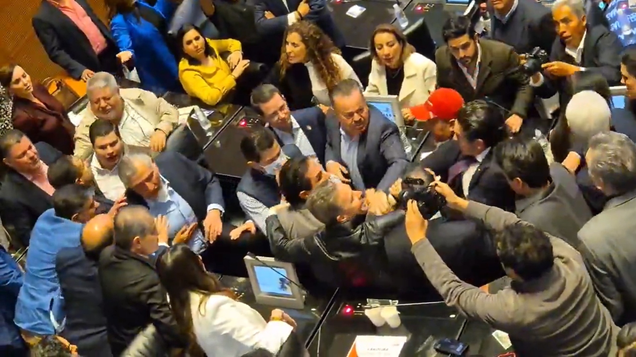 En el Senado, pelean morenistas contra panistas