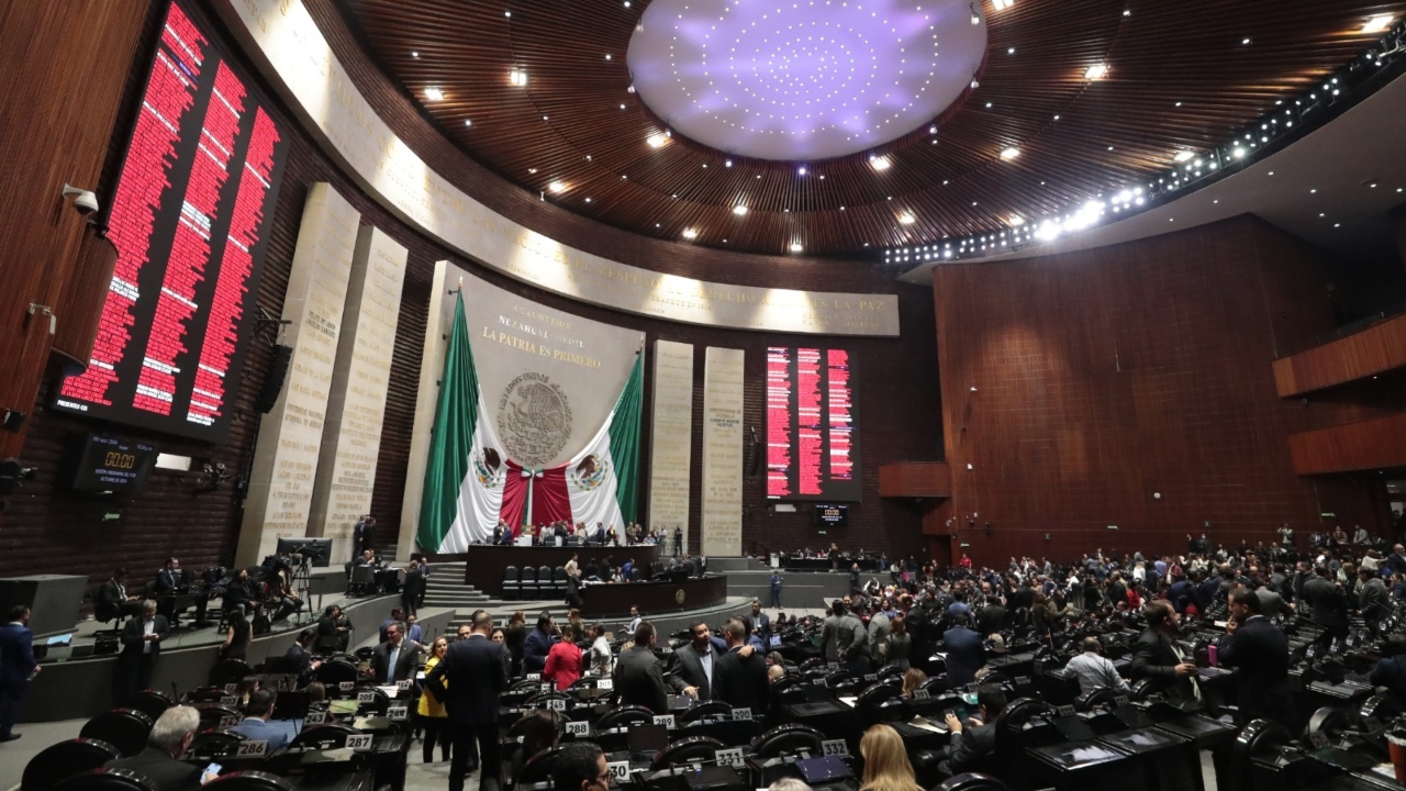 Aprueban reforma que regula empleo en plataformas digitales