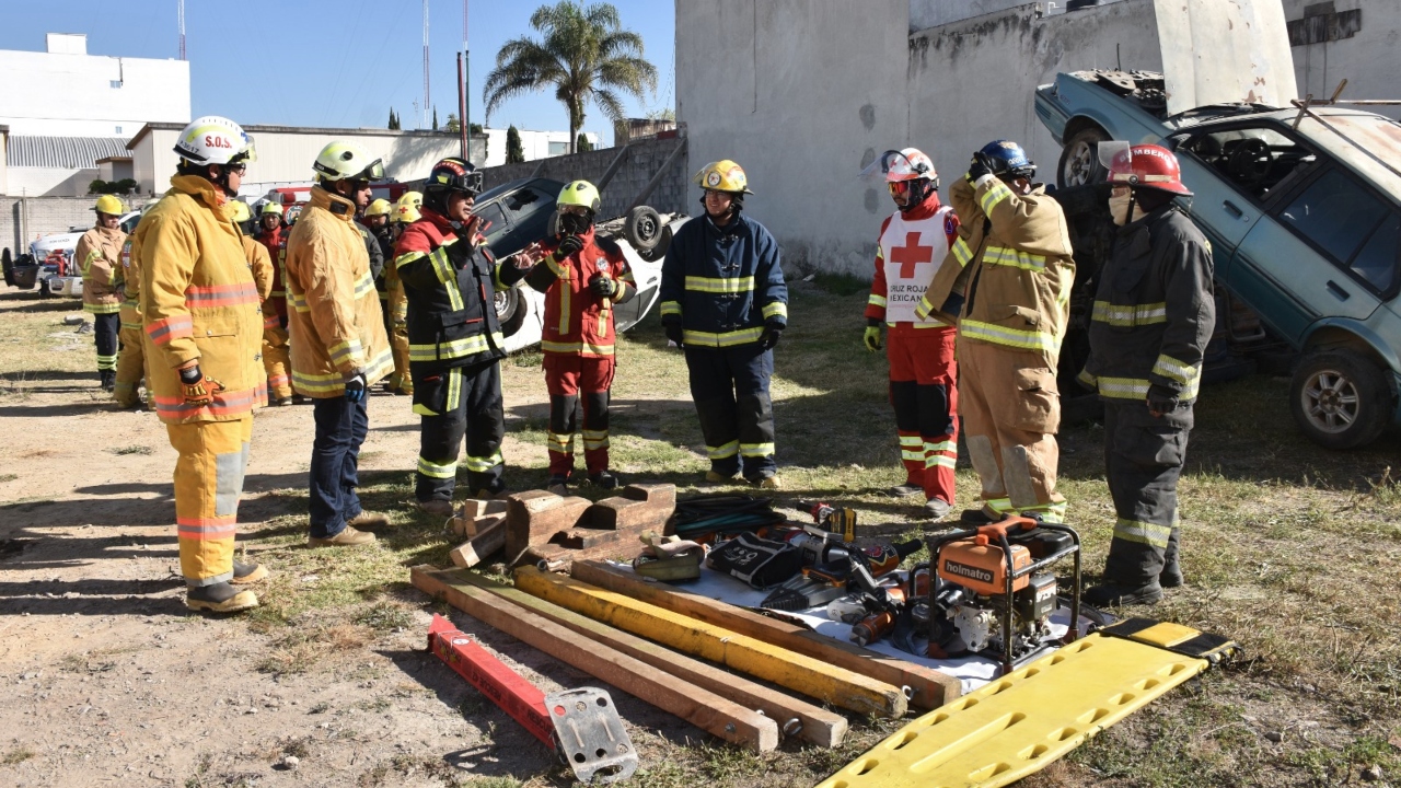 Capacitan personal de emergencia en extracción vehicular