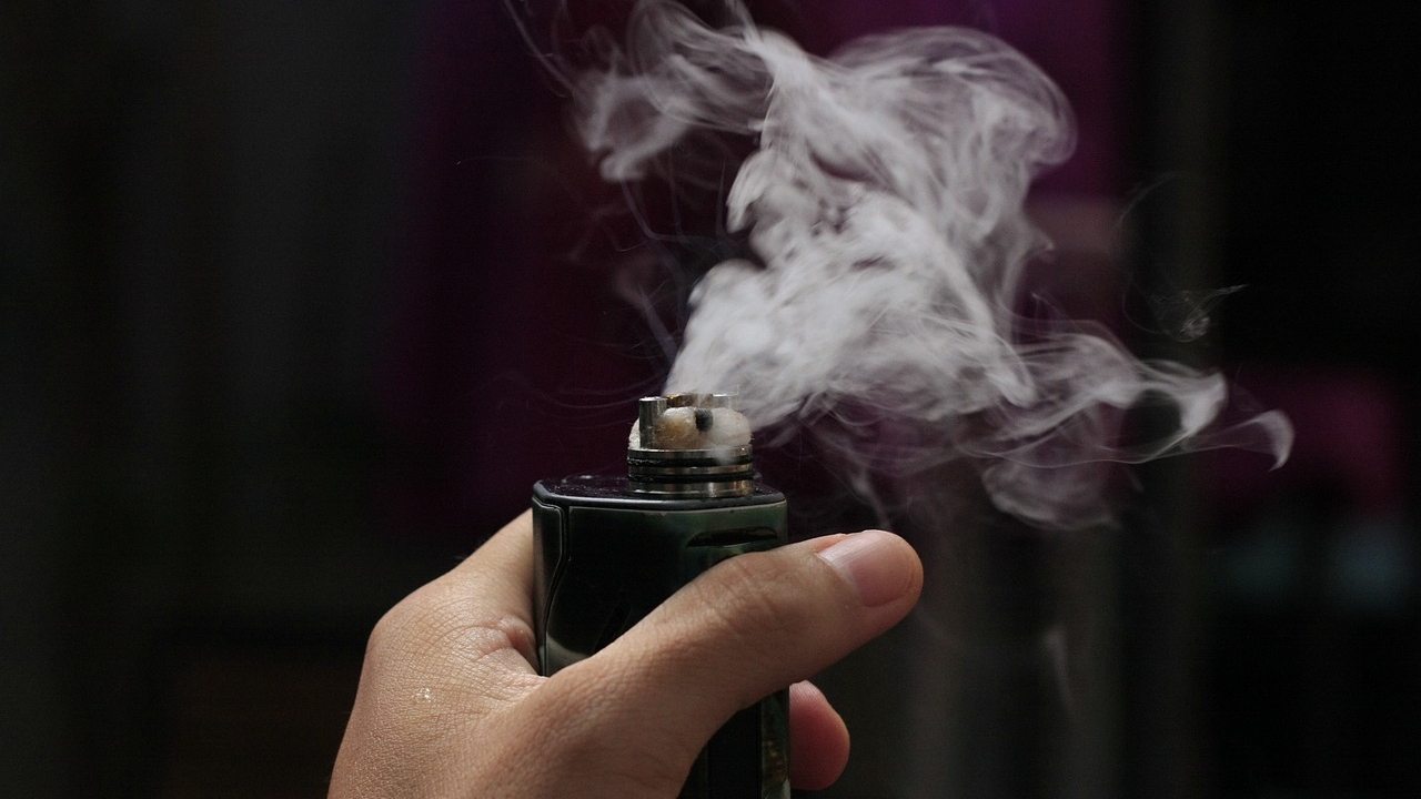 Avala Senado prohibición de vapeadores y uso ilícito del fentanilo