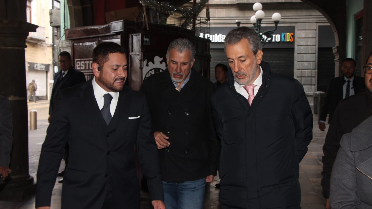 Continúa el diálogo con vendedores ambulantes, asegura Chedraui