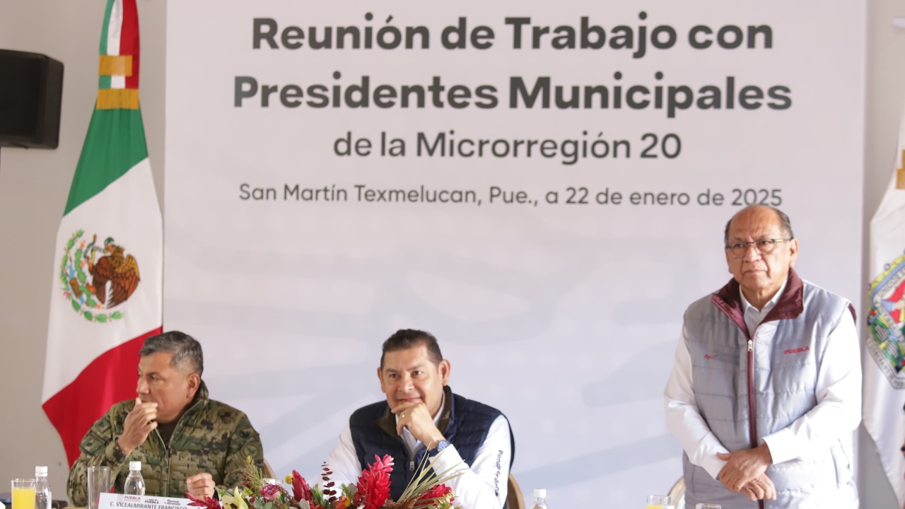 Armenta se reúne con presidentes municipales de la microrregión 20