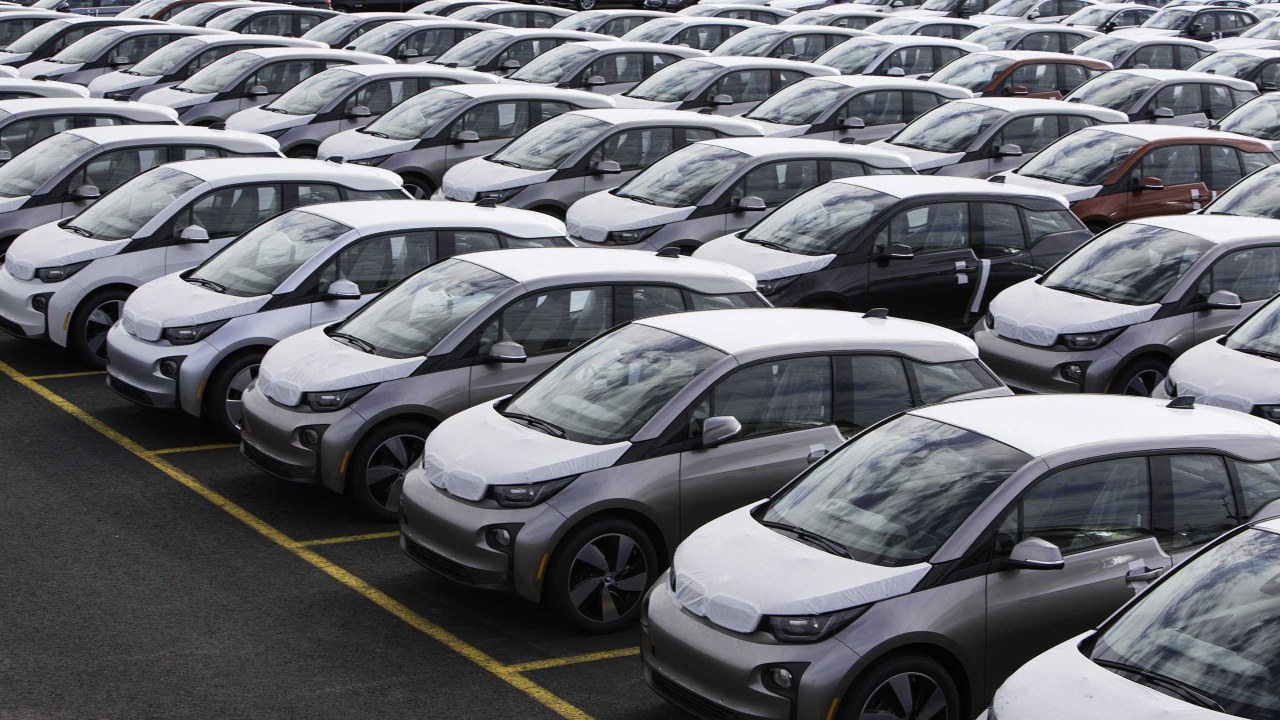 Puebla apuesta por tres líneas de autos eléctricos