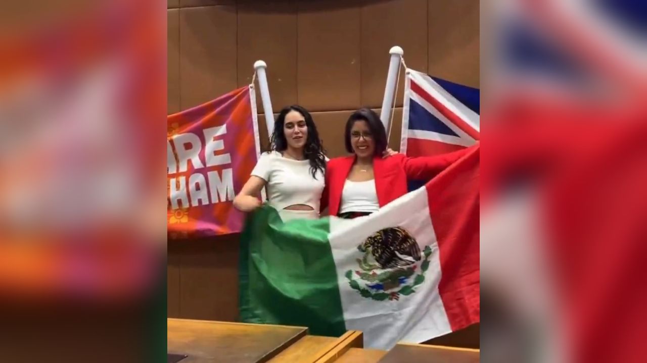 Elsa García genera controversia por tirar la bandera de México