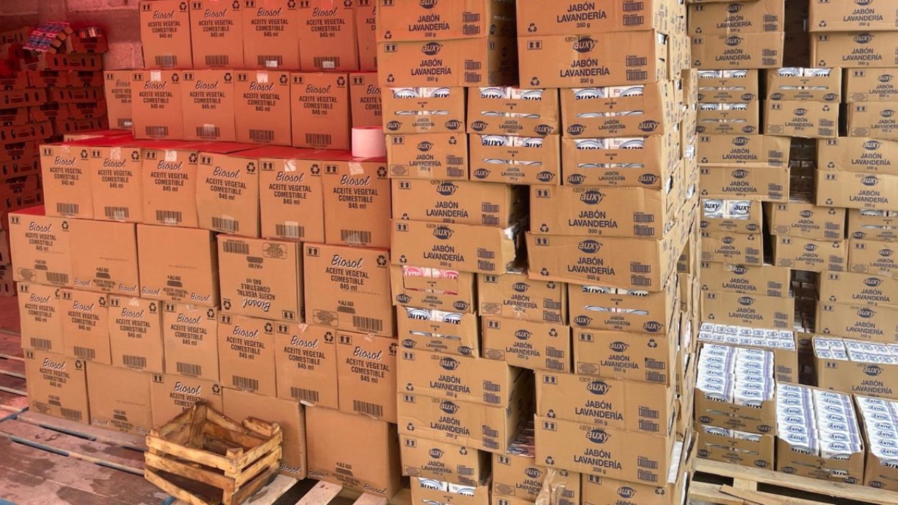 Aseguran en Texmelucan bodega con mercancía robada
