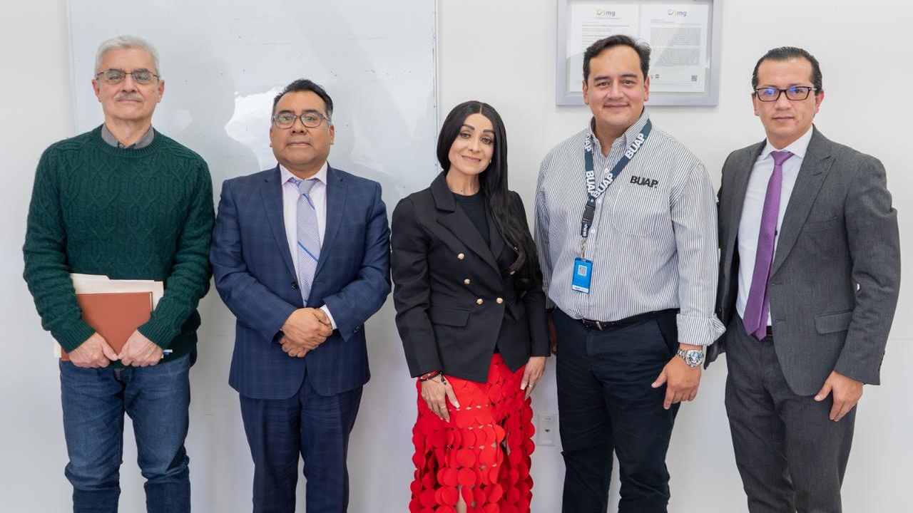Firman CDH Puebla y BUAP convenio de colaboración