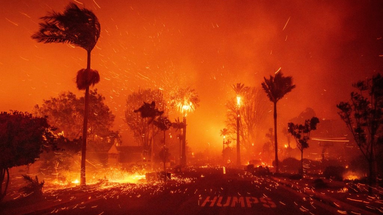 Famosos pierden sus casas en incendios de LA