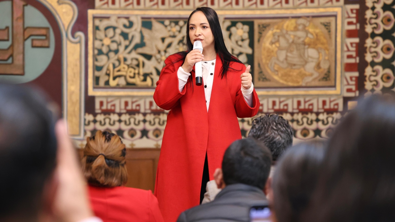 Capacita PT a 200 regidores en Puebla: Liz Sánchez