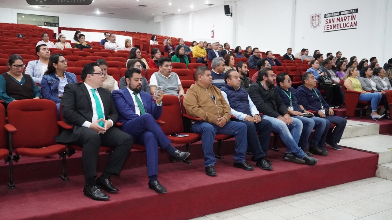 Capacita Texmelucan a servidores públicos en atención ciudadana