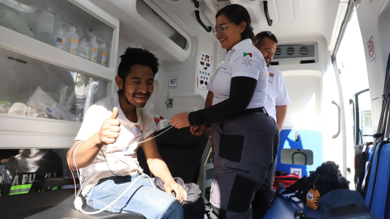 Brinda ayuda SEDIF Puebla a joven rescatado en Villa Frontera