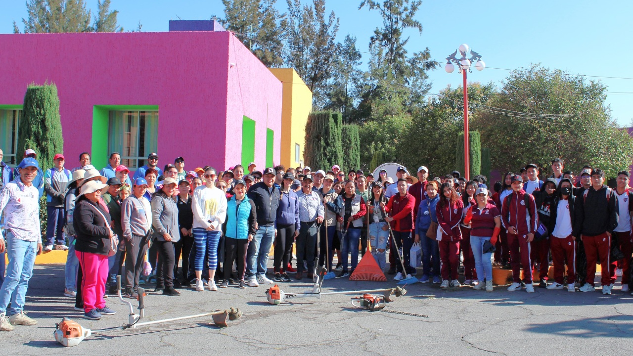 San Martín apoya iniciativa de faenas comunitarias de Armenta