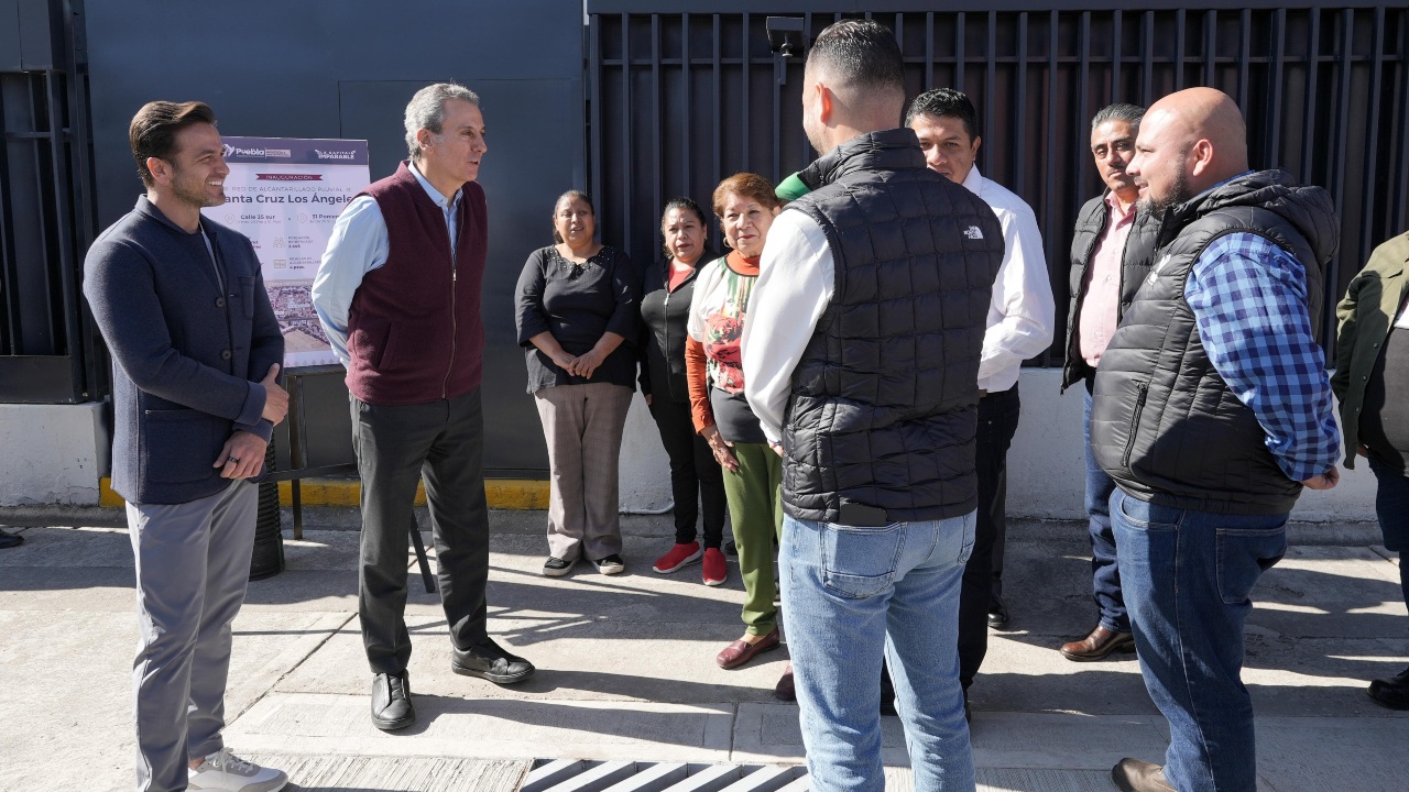 Chedraui entrega red de alcantarillado pluvial