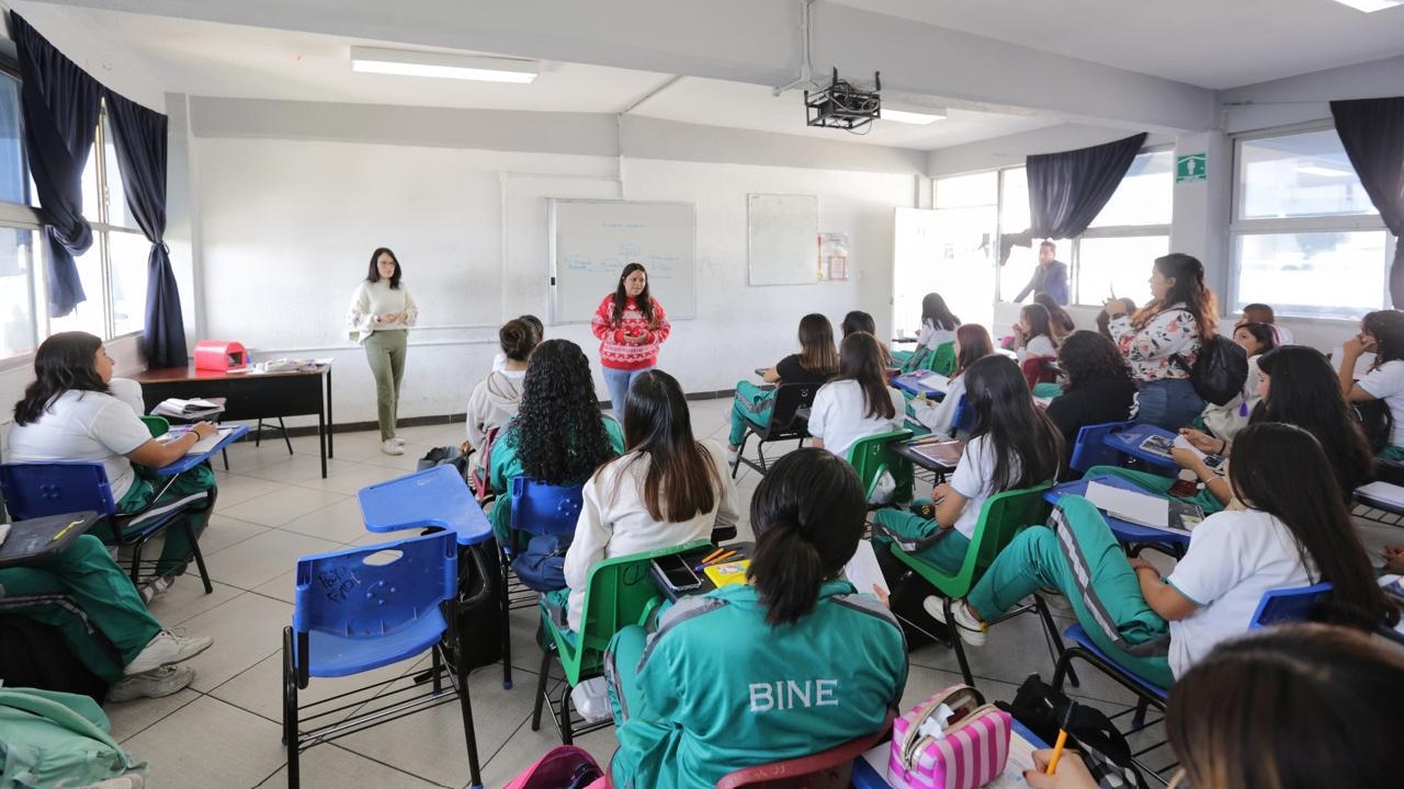 SMDIF Puebla promueve campaña “Aquí Estoy” en escuelas