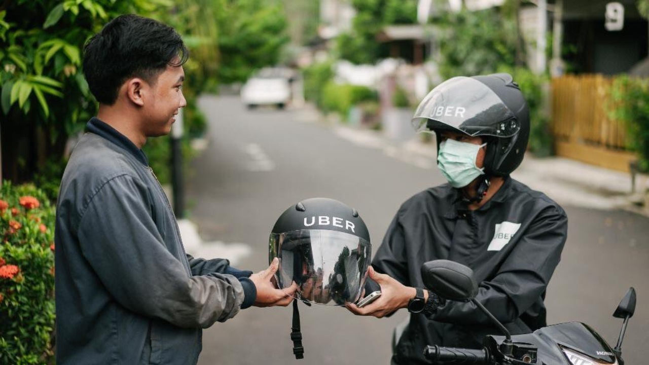 Uber está en la mira en Puebla por servicio de “Uber Moto”