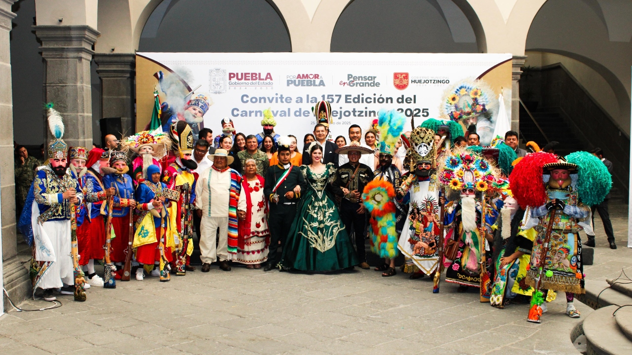 Inauguran Armenta y Solís Convite del Carnaval de Huejotzingo