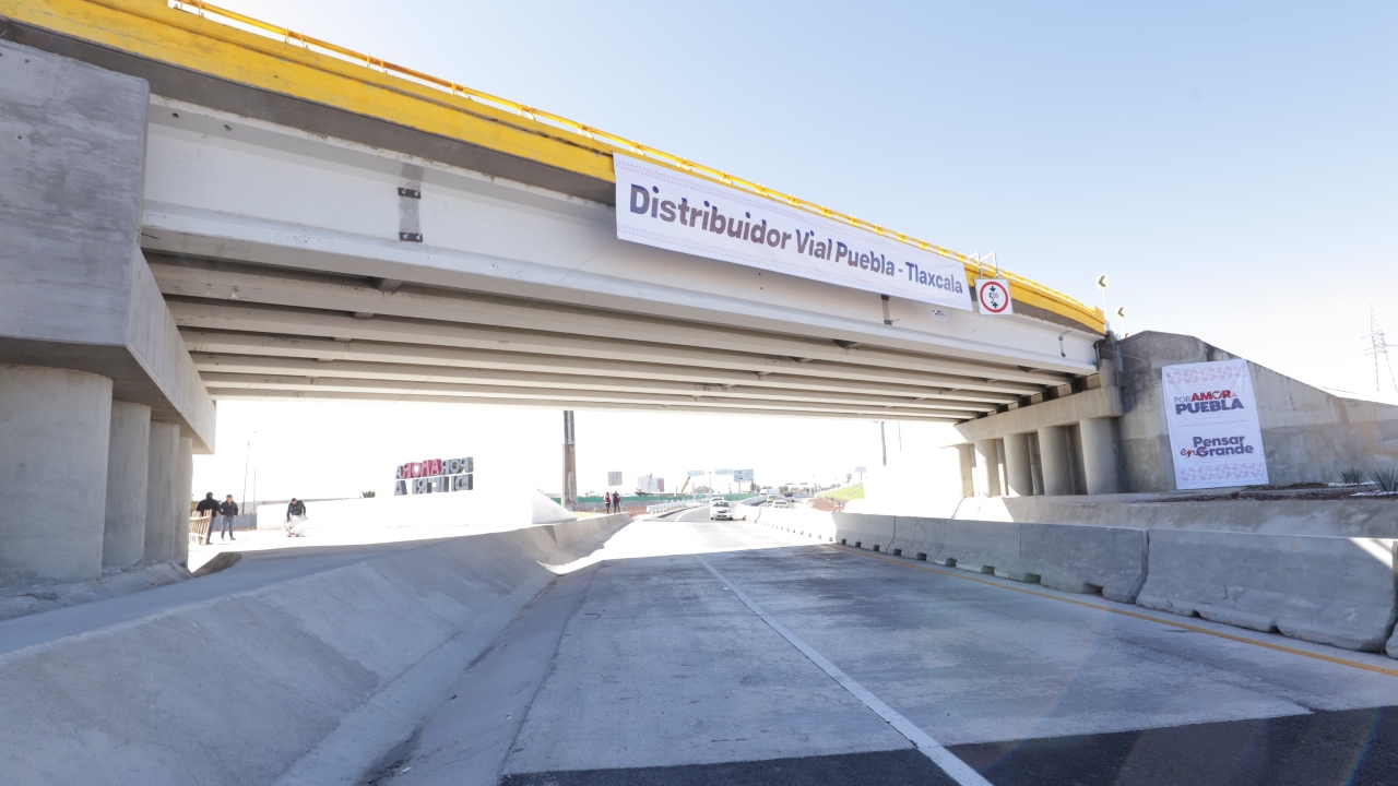 Inauguran Armenta y Cuéllar distribuidor vial Puebla-Tlaxcala