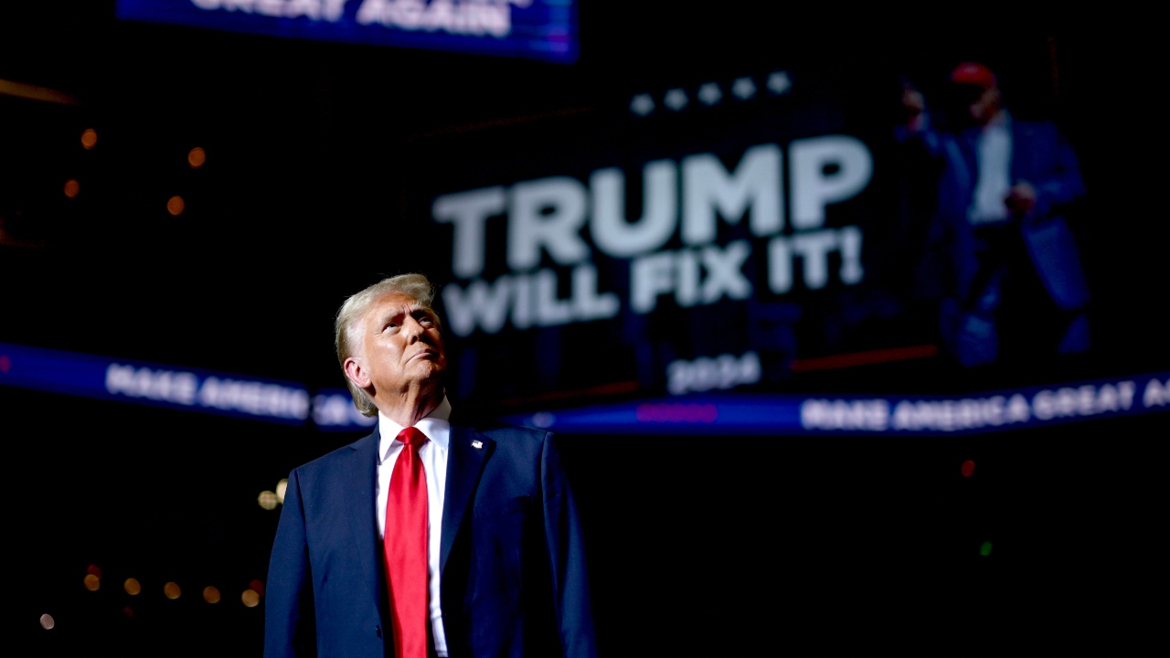 ¡Amenaza cumplida! Trump impone aranceles de 25% a México