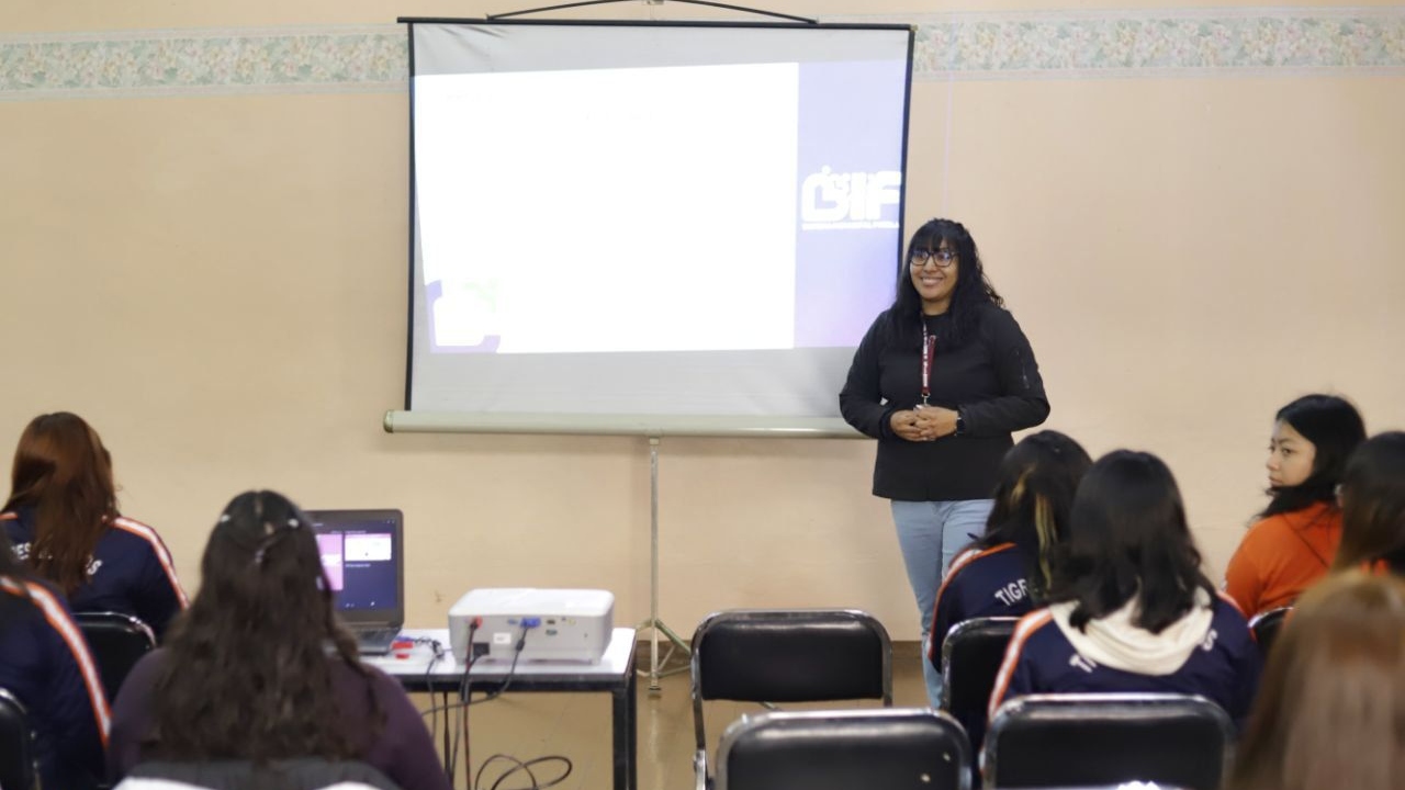 Fomenta SMDIF cuidado de la inteligencia emocional en escuelas de la capital