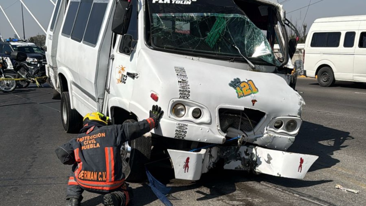 Accidente de transporte público deja 8 lesionados en parque industrial