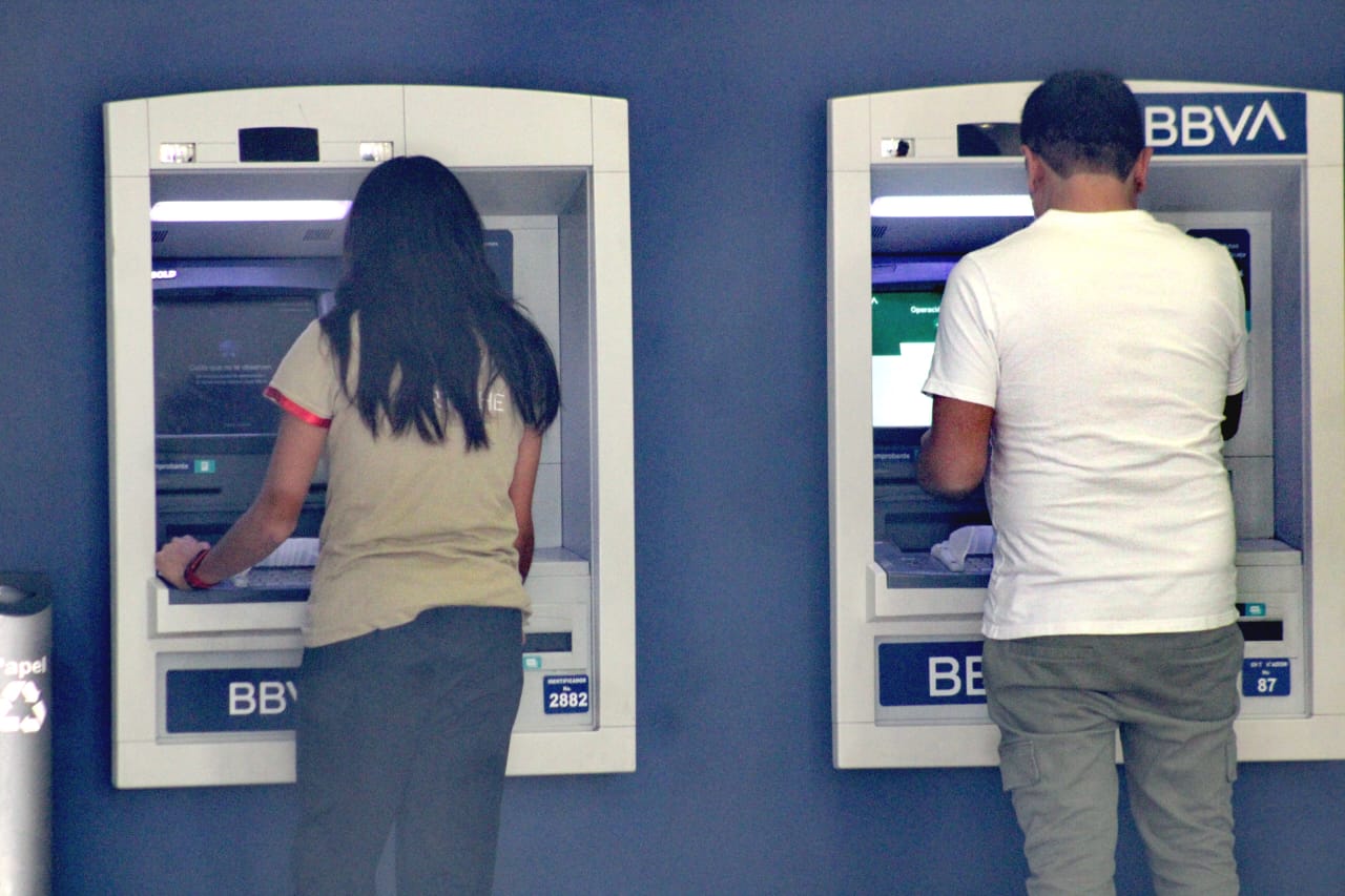 ¡Que no se te pase! Este lunes no habrá clases ni servicios en bancos
