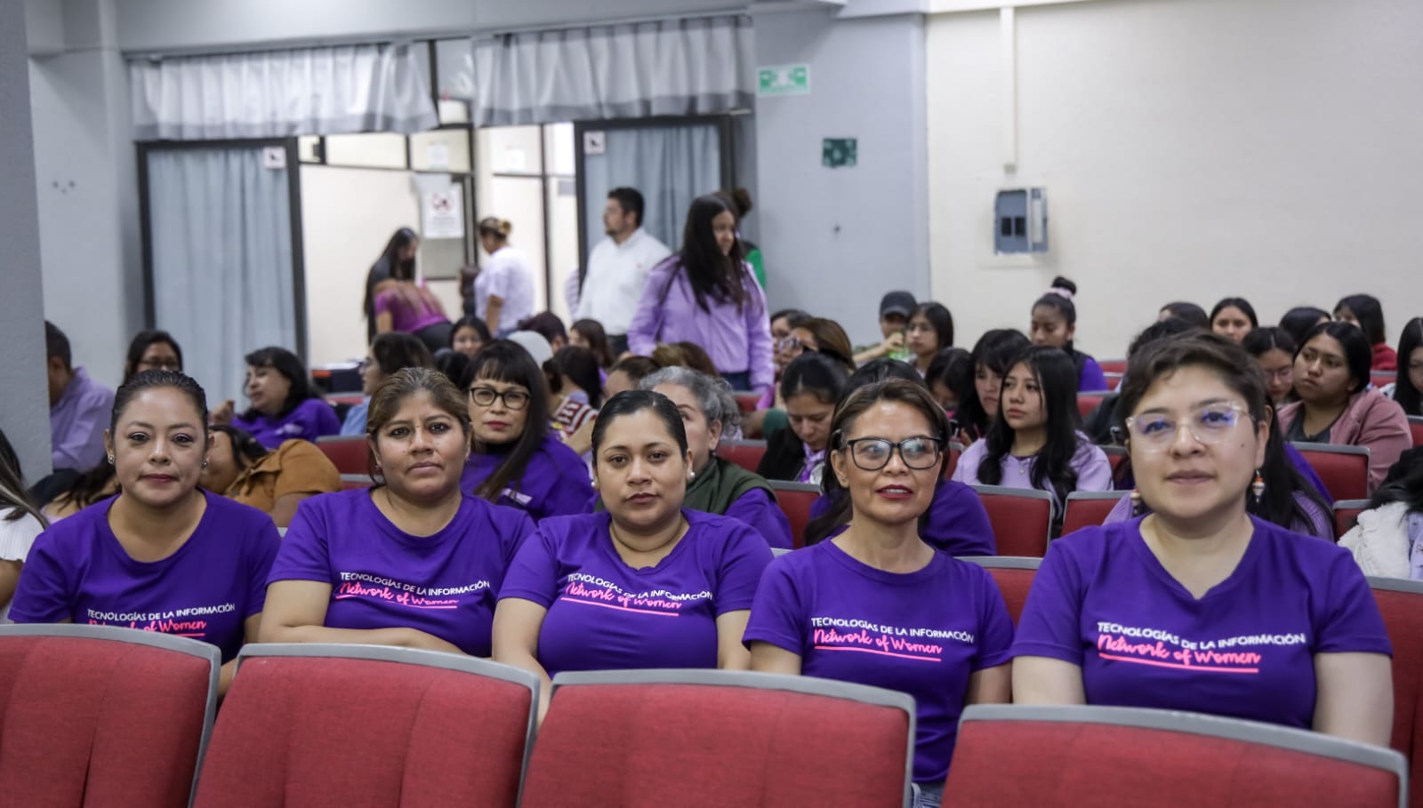 Realizan homenaje a Mujeres Destacadas en Universidad Tecnológica de Tecamachalco