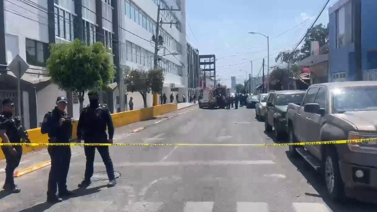 Balean a conductor de camioneta en inmediaciones de la UPAEP
